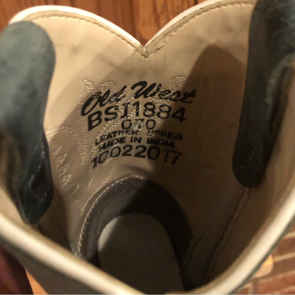 Old West boy’s cowboy boots. Western, country, rustic. Brown/blue like new - Picture 7 of 8